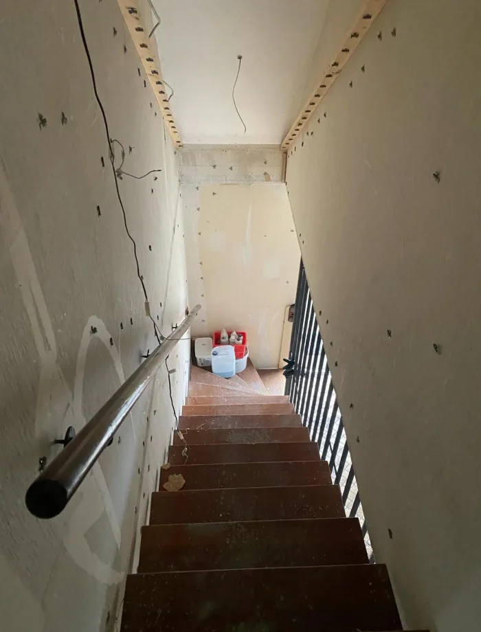 Treppe Keller Vorher