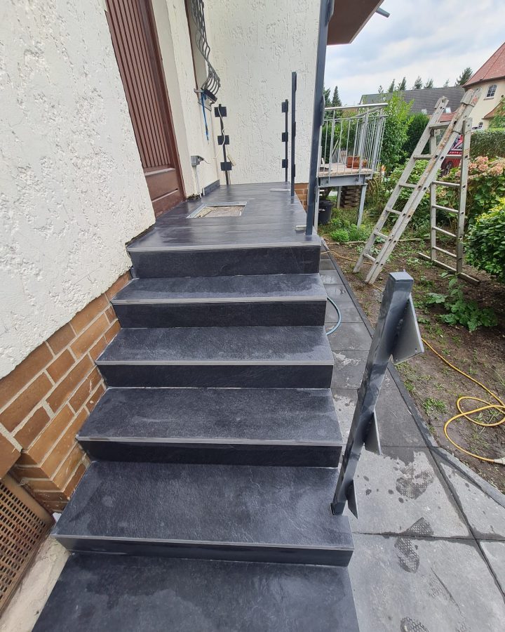 Hauseingang Nachher 1